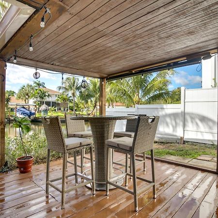 Canal Side Retreat With Dock, By Hollywood Boardwalk Форт Лодърдейл Екстериор снимка