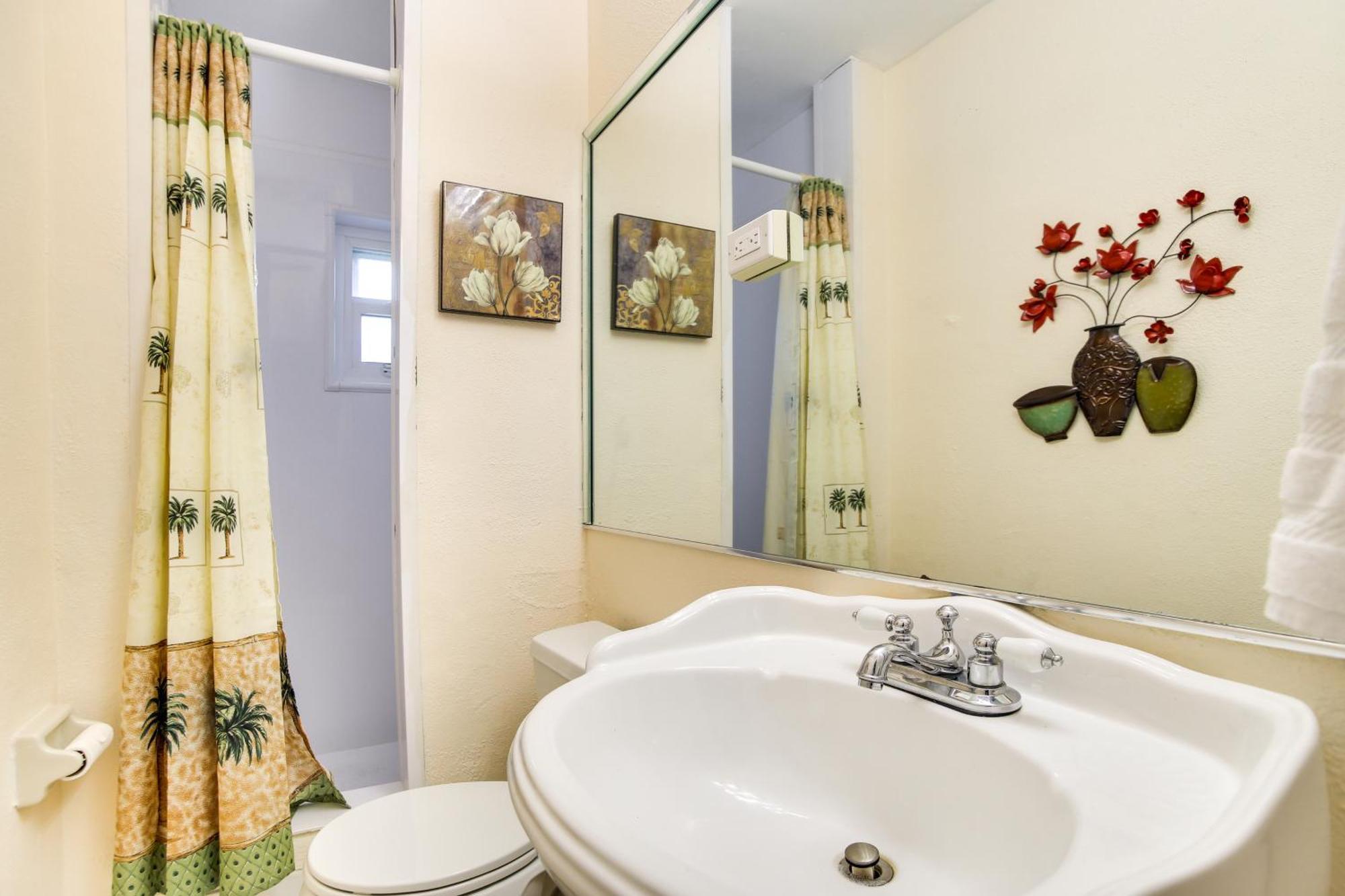 Canal Side Retreat With Dock, By Hollywood Boardwalk Форт Лодърдейл Екстериор снимка