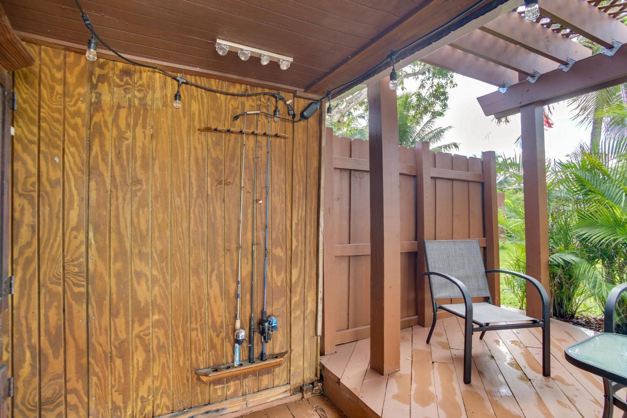 Canal Side Retreat With Dock, By Hollywood Boardwalk Форт Лодърдейл Екстериор снимка