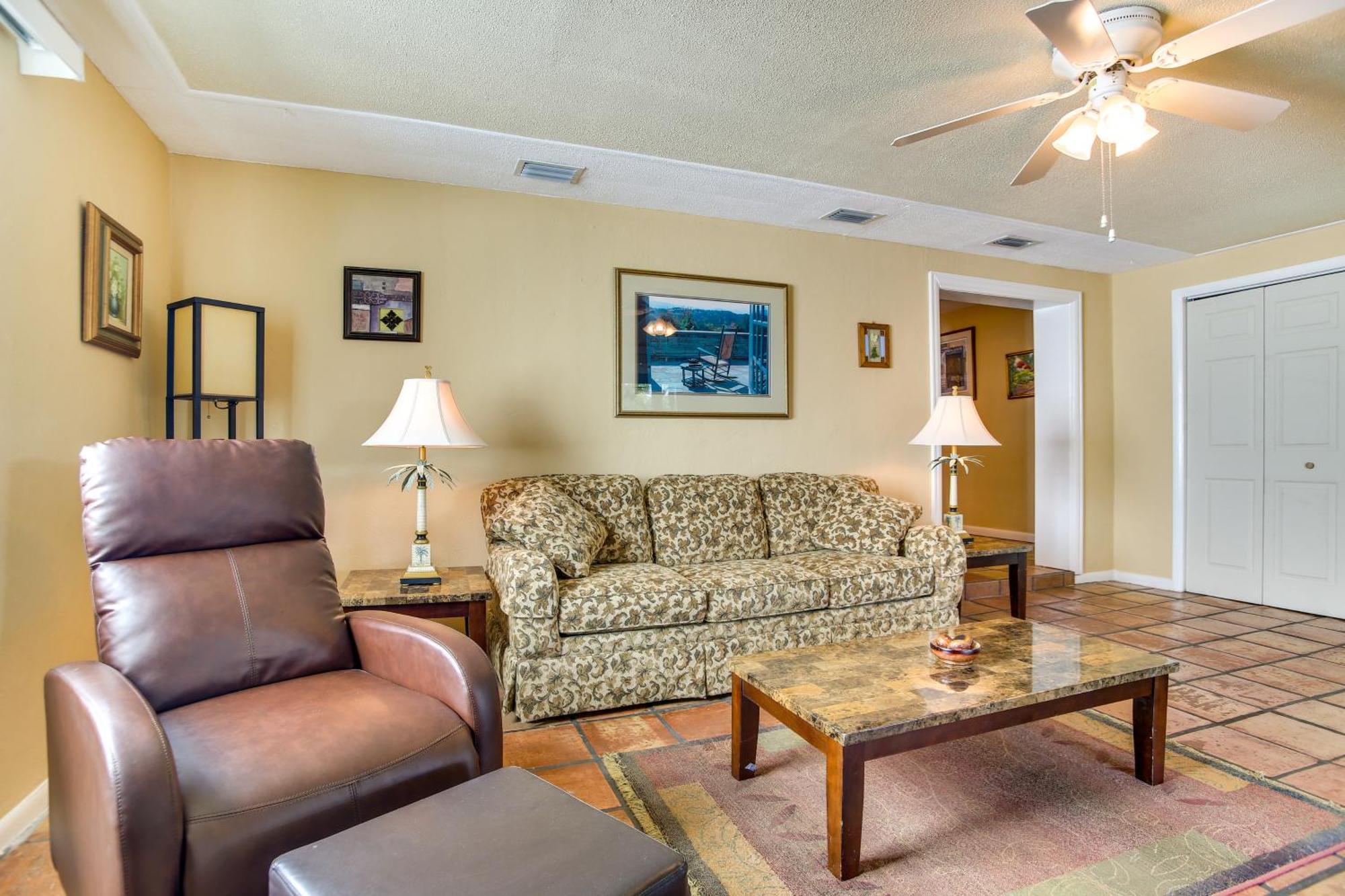 Canal Side Retreat With Dock, By Hollywood Boardwalk Форт Лодърдейл Екстериор снимка